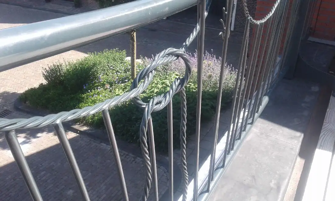 Balustrade met visserstouw