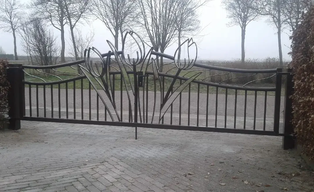 Tulpen in de poort