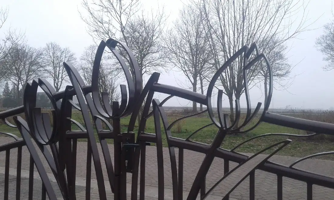 Tulpen in de poort