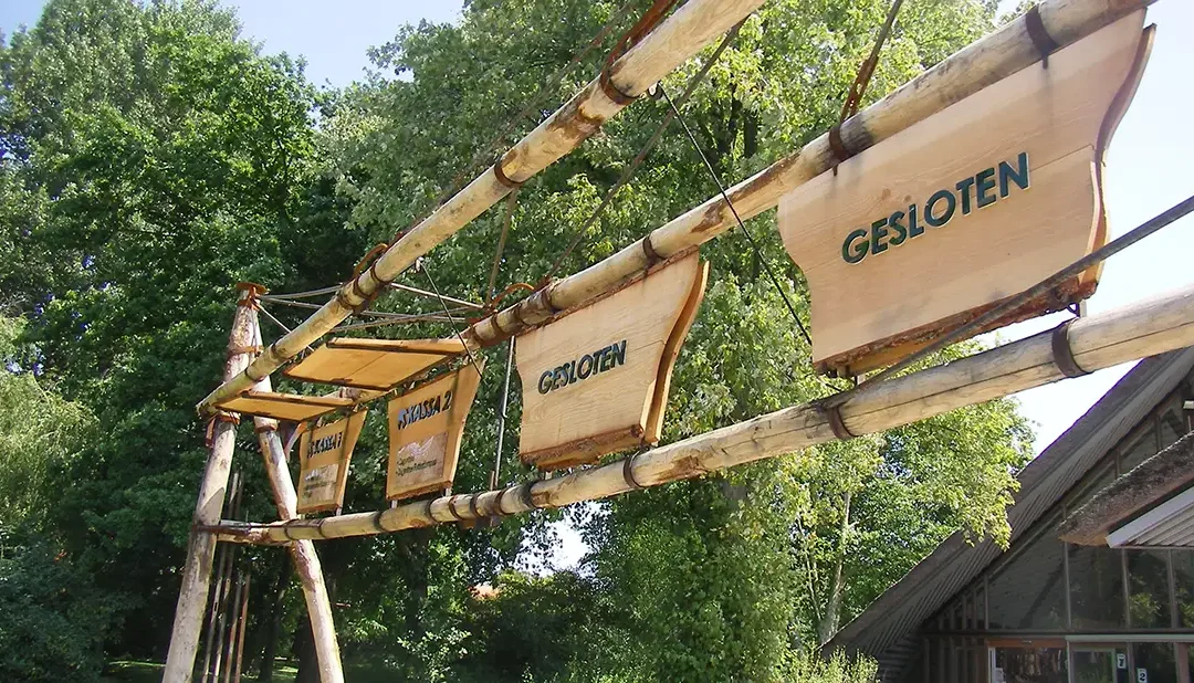 Robuuste entree voor recreatie- en pretpark