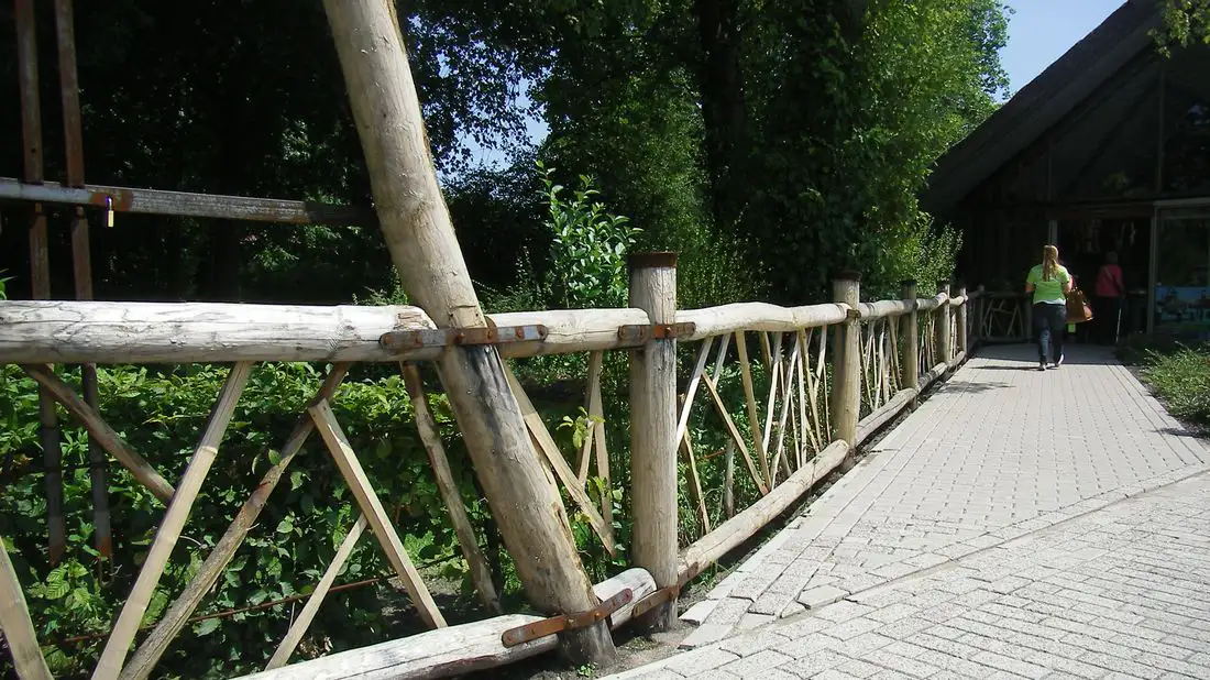 Robuuste entree voor recreatie- en pretpark
