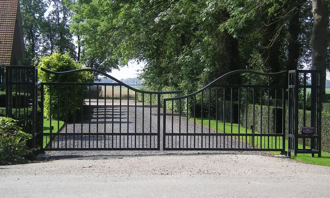 Een dijk van een poort